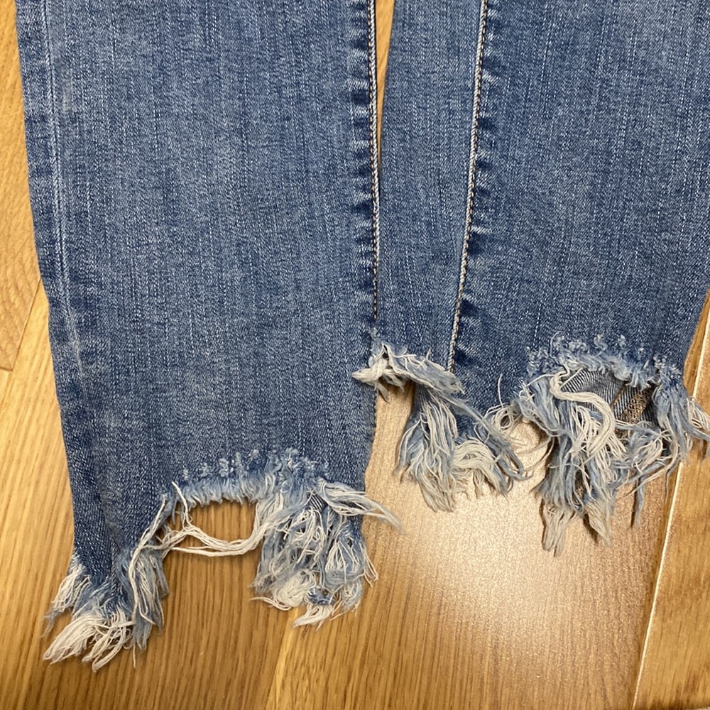 High Rise Rough Hem Jeans - Picture 2 of 5